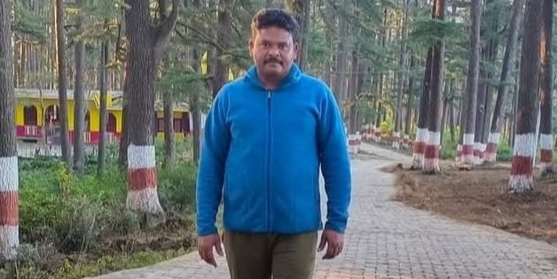 लोहाघाट स्वर्णकारों को लाखों का ठगी का झटका: बंगाल का कारीगर सोना लेकर फरार