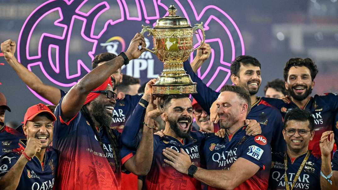 RCB की ऐतिहासिक जीत से हिला इंटरनेट, इंस्टाग्राम पेज भी हुआ क्रैश!
