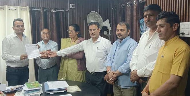 गुमदेश क्षेत्र में जनाक्रोश: चम्पावत-गौड़ी मोटर मार्ग को किमतोली तक विस्तार की मांग जोर पकड़ती