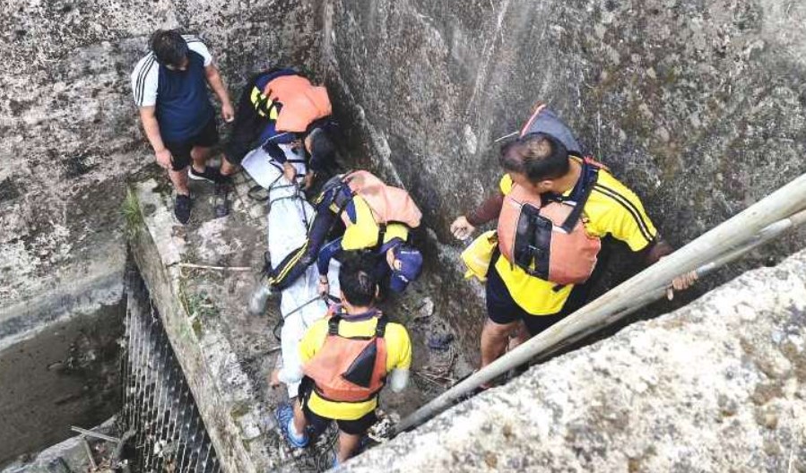 हल्द्वानी: गौला बैराज से कूदकर धार्मिक पुस्तक विक्रेता ने की आत्महत्या, शव बरामद